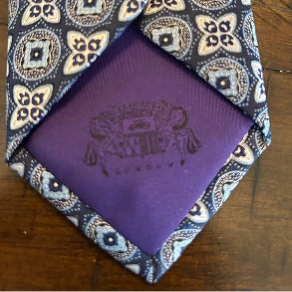 NWT‎ Savile Row Company Necktie Blue Geometric Medallion Pattern